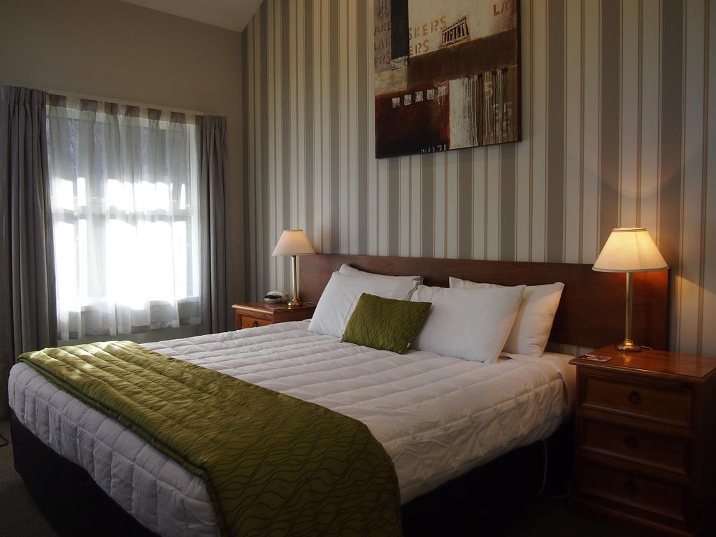 Shades Of Arrowtown Motel Bagian luar foto