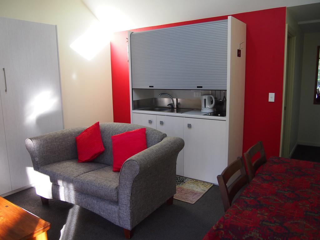 Shades Of Arrowtown Motel Bagian luar foto